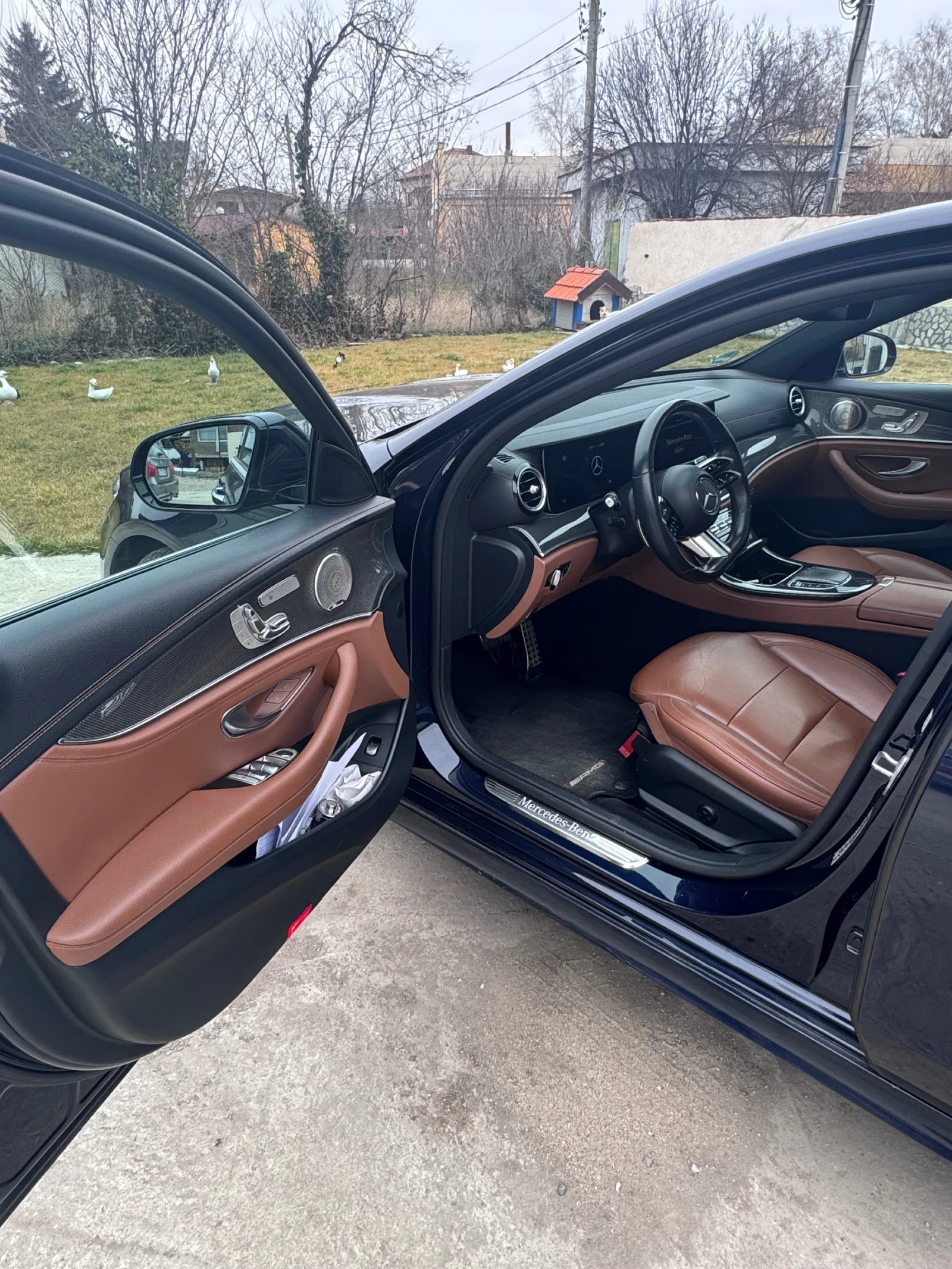 Mercedes-Benz E 220, снимка 7 - Автомобили и джипове - 56538224