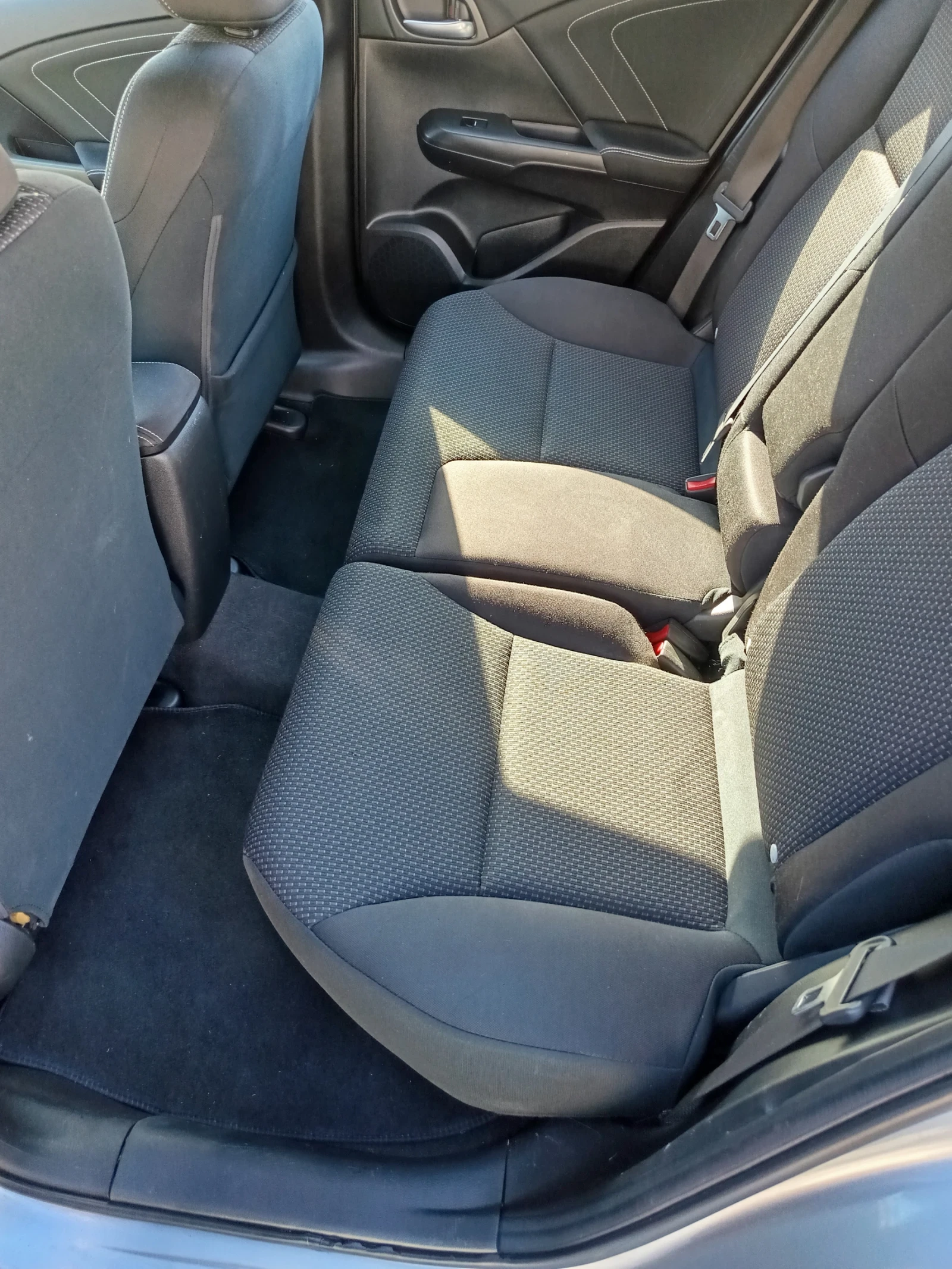 Honda Civic 1.6i-dtec, снимка 16 - Автомобили и джипове - 56558104