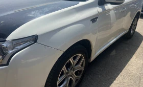 Mitsubishi Outlander 2.0 hybrid, снимка 2