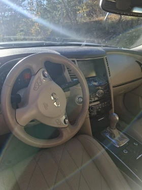 Infiniti Fx 35 3.5 280кс., снимка 17