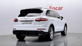 Porsche Cayenne 3.0* КОЖА* ОБДУХВ* ПАНО* АВТОКРЕДИТ, снимка 2