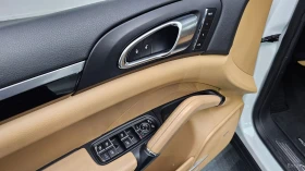 Porsche Cayenne 3.0* КОЖА* ОБДУХВ* ПАНО* АВТОКРЕДИТ, снимка 15