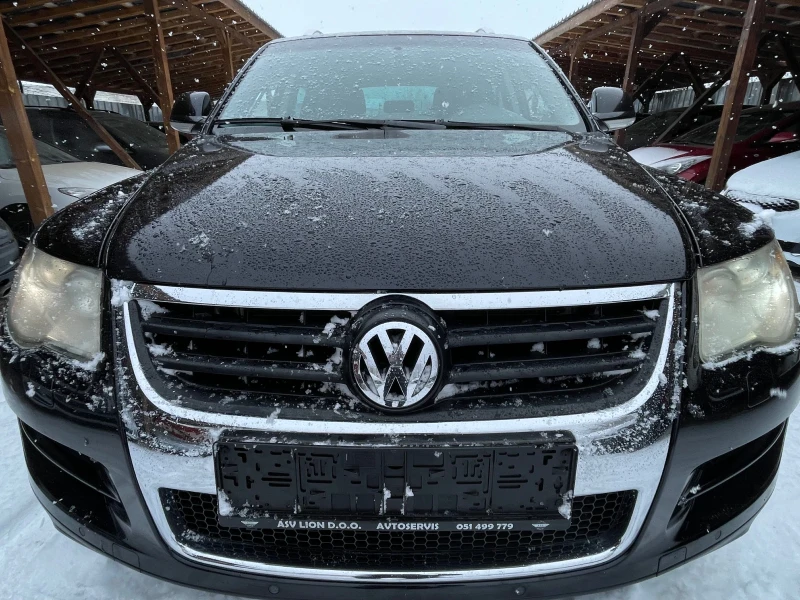 VW Touareg 3.0 TDI FACE, снимка 1 - Автомобили и джипове - 49189238