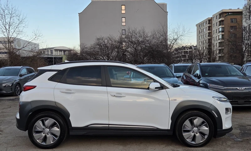Hyundai Kona 64KWh/Blue Link/SOH100%, снимка 2 - Автомобили и джипове - 53048893