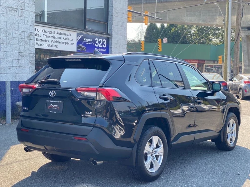 Toyota Rav4 XLE* ПАНОРАМА* ПОДГРЕВ* ЕЛ. СЕДАЛКИ* КАМЕРА, снимка 5 - Автомобили и джипове - 53063413