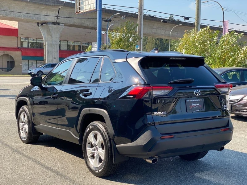 Toyota Rav4 XLE* ПАНОРАМА* ПОДГРЕВ* ЕЛ. СЕДАЛКИ* КАМЕРА, снимка 6 - Автомобили и джипове - 53063413