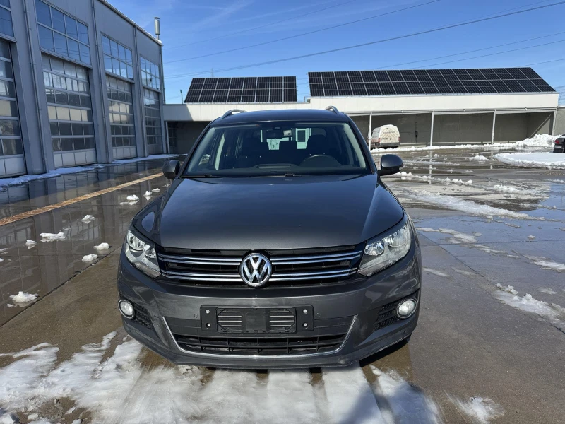 VW Tiguan 2000TDI, снимка 2 - Автомобили и джипове - 53539856