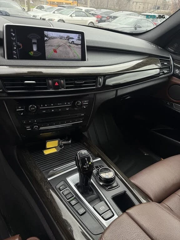 BMW X5 xDrive35i * M Pack * АвтоКредит * (ЦЕНА ДО БГ), снимка 12 - Автомобили и джипове - 55827055