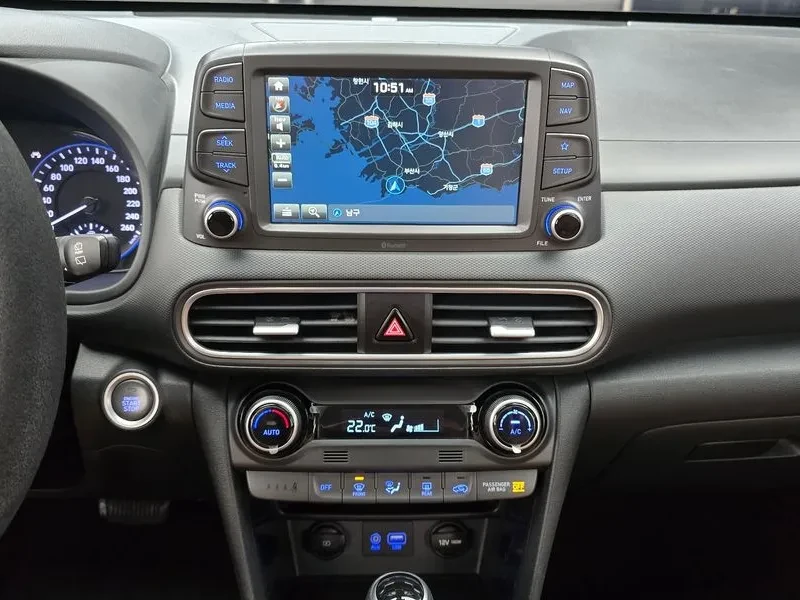Hyundai Kona 1.6 - САМО 30% АВАНС, снимка 16 - Автомобили и джипове - 56305082