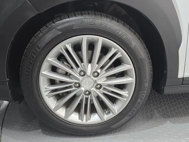 Hyundai Kona 1.6 - САМО 30% АВАНС, снимка 5 - Автомобили и джипове - 56305082