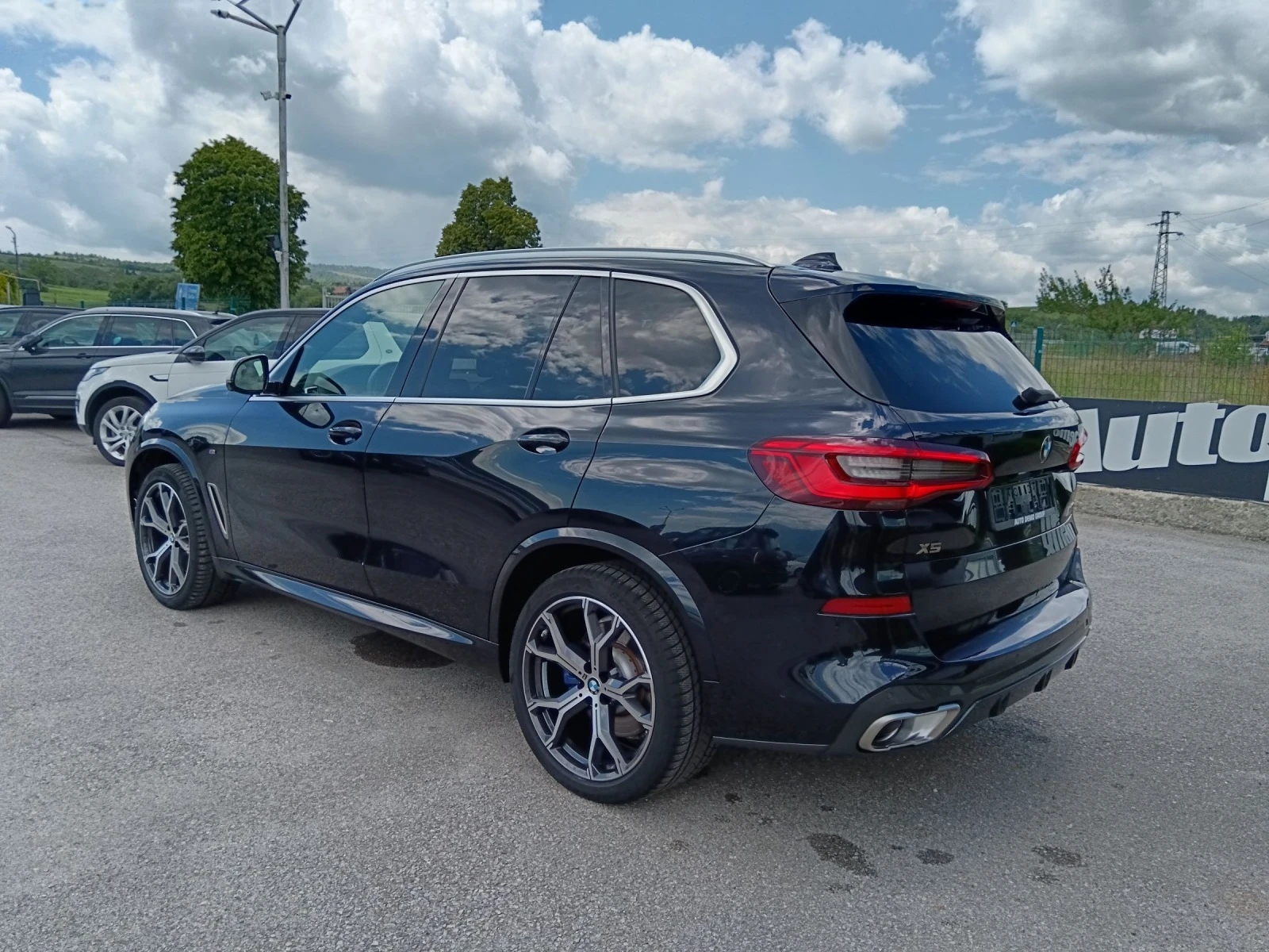 BMW X5 M50d* Full*  - изображение 5