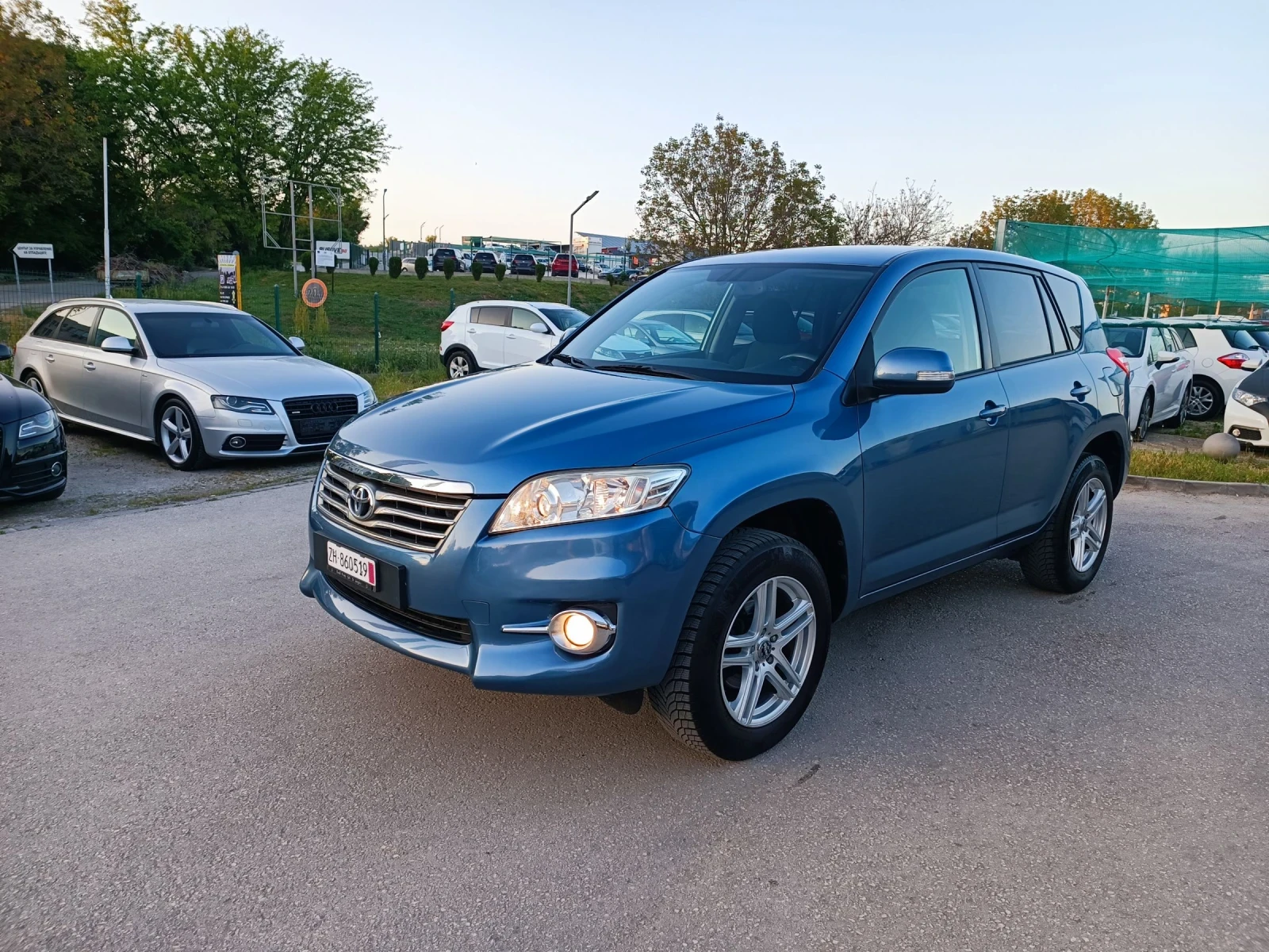 Toyota Rav4 2.0i-158кс-ШВЕЙЦАРИЯ-РЪЧКА-6ск-4Х4-FACELIFT - изображение 7