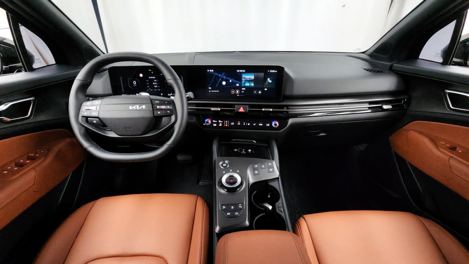 Kia Sportage 1.6T NOBLESSE - изображение 6