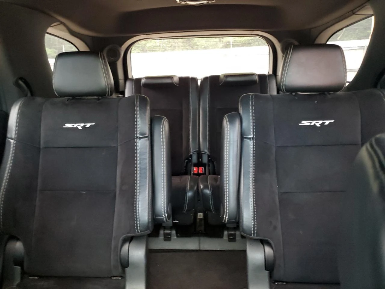 Dodge Durango SRT 2018 - изображение 10