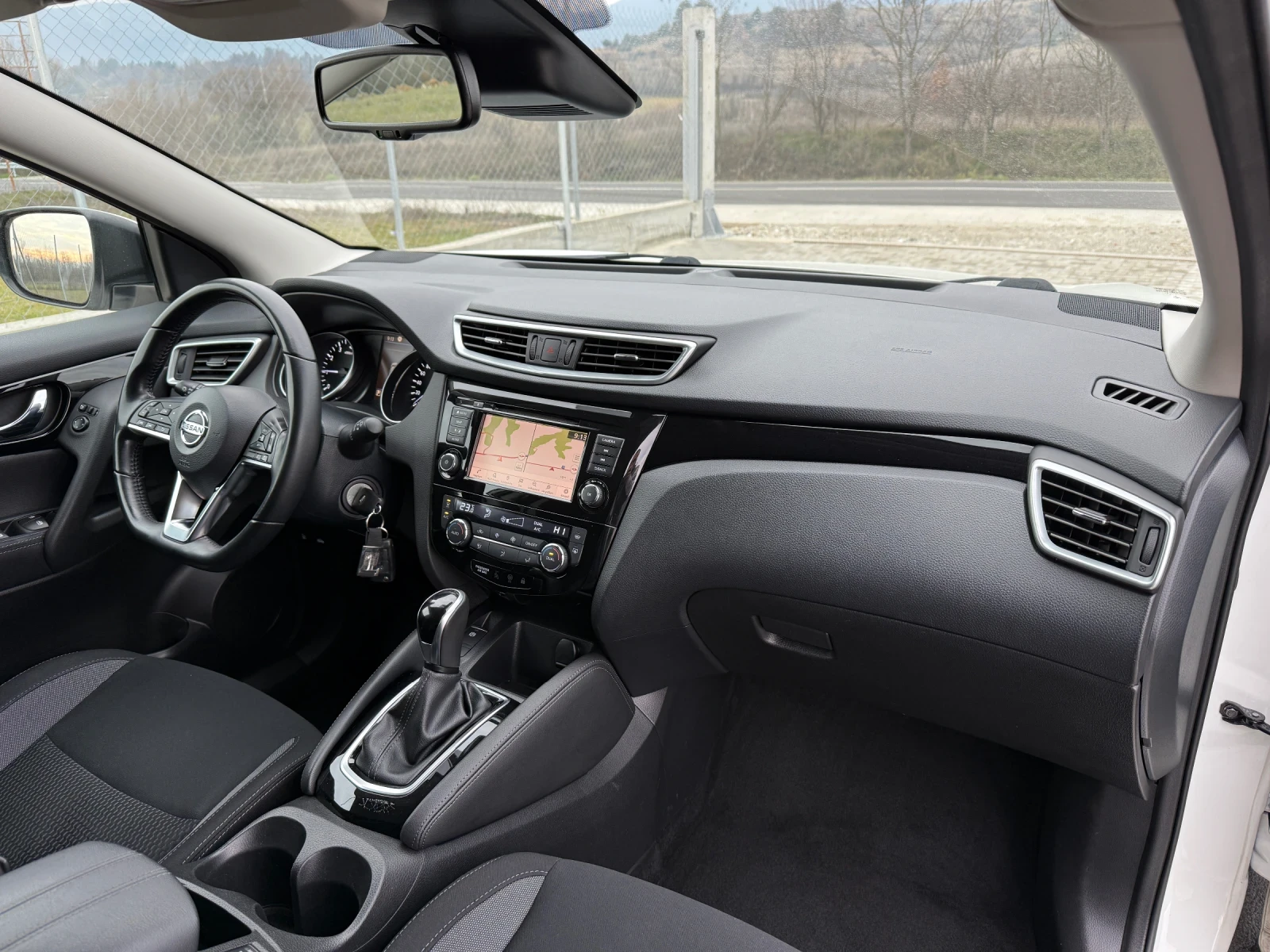 Nissan Qashqai 1.3 DIG-T NAVI CAMERA | Mobile.bg � ����������� 13