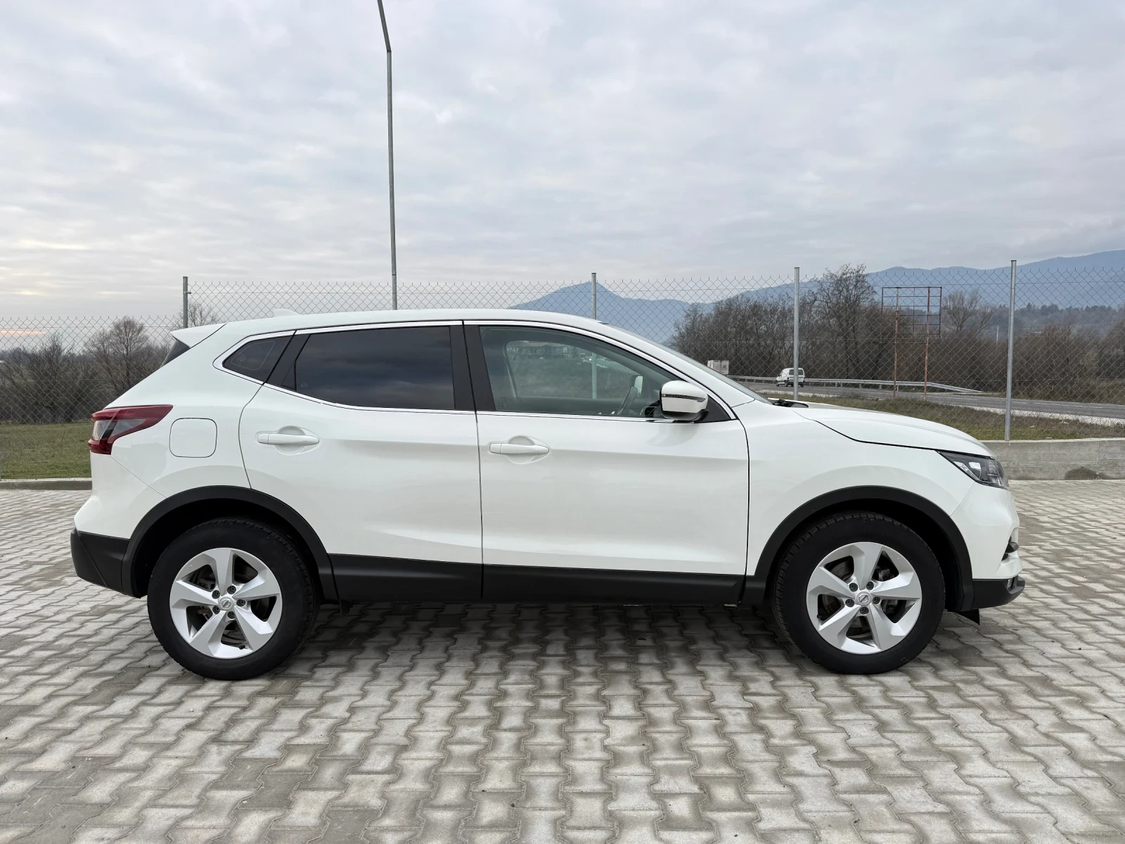 Nissan Qashqai 1.3 DIG-T NAVI CAMERA - изображение 7