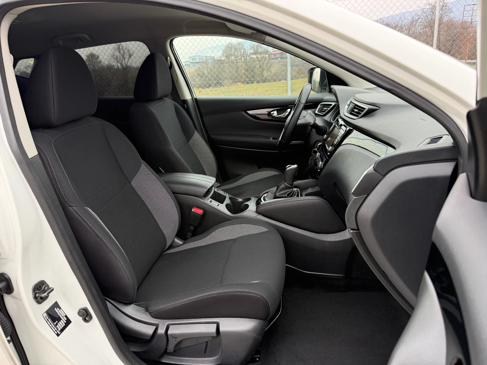 Nissan Qashqai 1.3 DIG-T NAVI CAMERA | Mobile.bg � ����������� 14