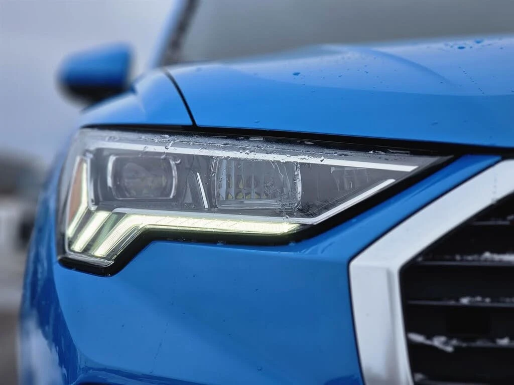 Audi Q3 S-Line* HeadUp* АвтоКредит* (ЦЕНА ДО БГ) - изображение 4