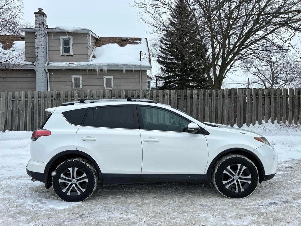 Toyota Rav4 * LE * CARFAX * КАМЕРА * ПОДГРЕВИ - изображение 3