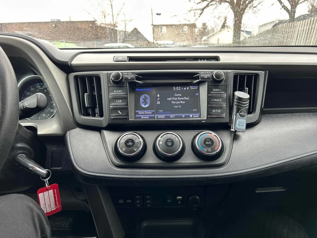 Toyota Rav4 * LE * CARFAX * КАМЕРА * ПОДГРЕВИ - изображение 9