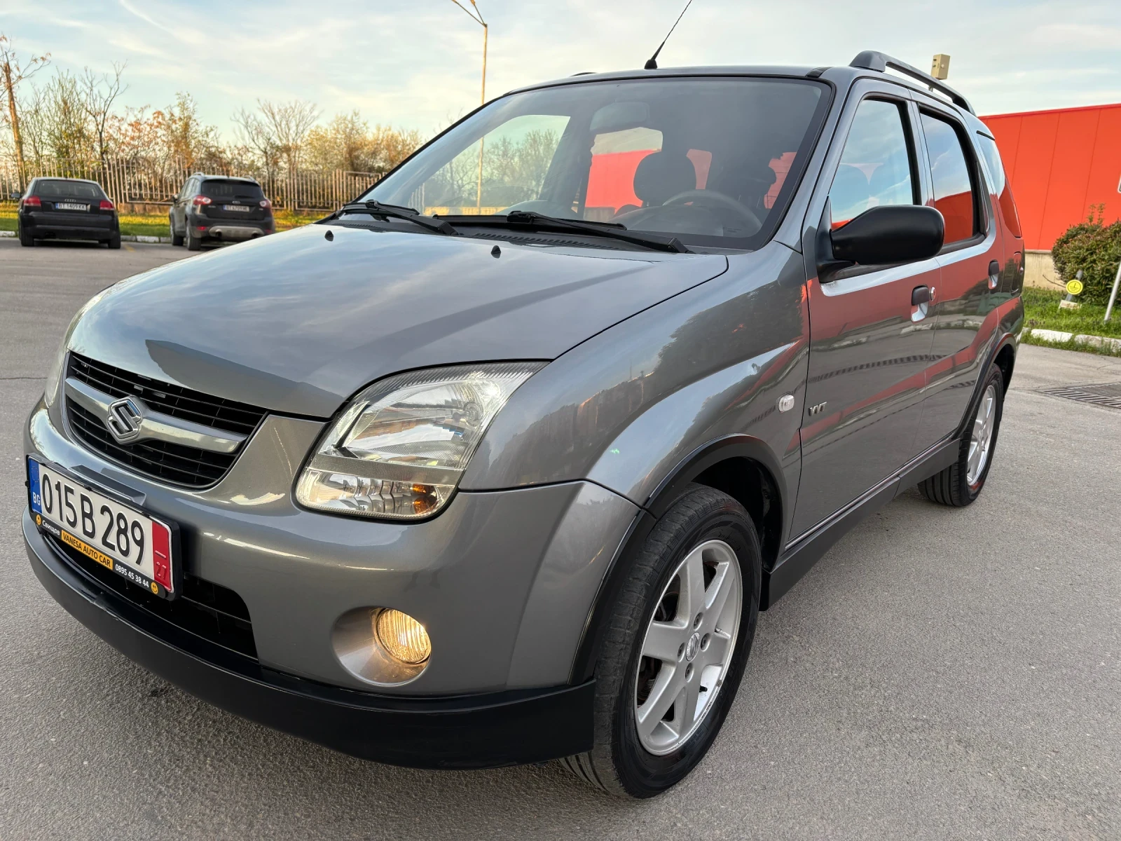 Suzuki Ignis 1.5 Vvt 4x4, снимка 9 - Автомобили и джипове - 54115513