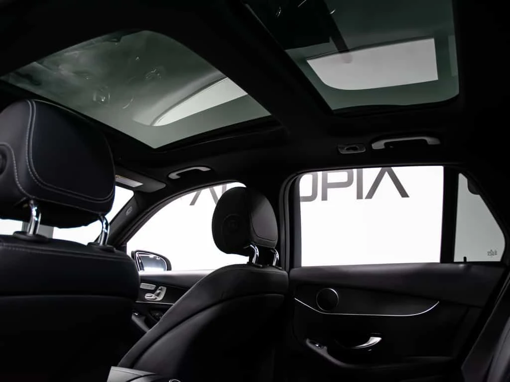 Mercedes-Benz GLC * 300 4MATIC AMG PKG BLIND SPOTS NAVI REAR CAM * C, снимка 11 - Автомобили и джипове - 54208225