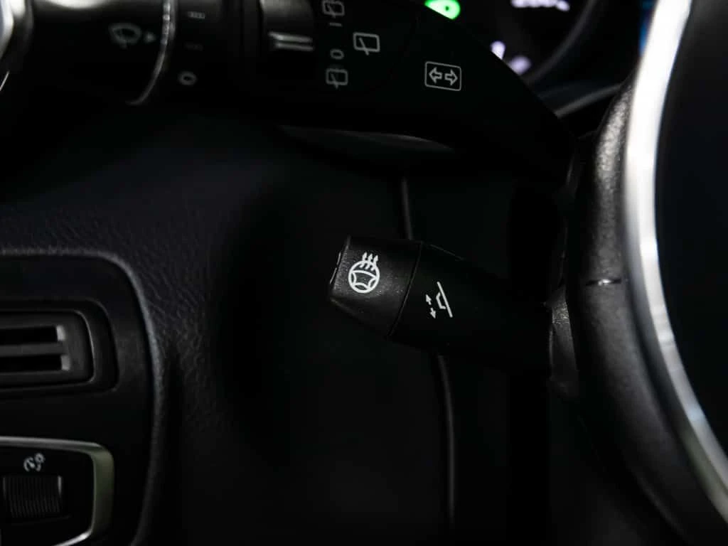 Mercedes-Benz GLC * 300 4MATIC AMG PKG BLIND SPOTS NAVI REAR CAM * C, снимка 14 - Автомобили и джипове - 54208225