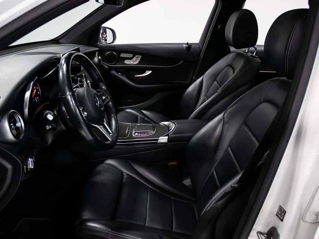 Mercedes-Benz GLC * 300 4MATIC AMG PKG BLIND SPOTS NAVI REAR CAM * C, снимка 9 - Автомобили и джипове - 54208225