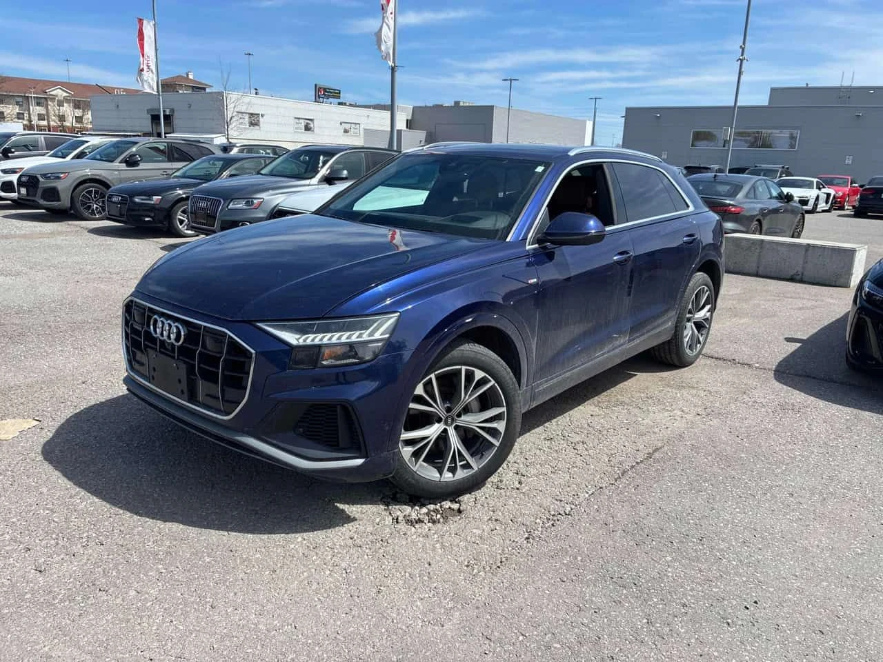 Audi Q8 * Technik * CARFAX * ���� �� �� | Mobile.bg � ����������� 1