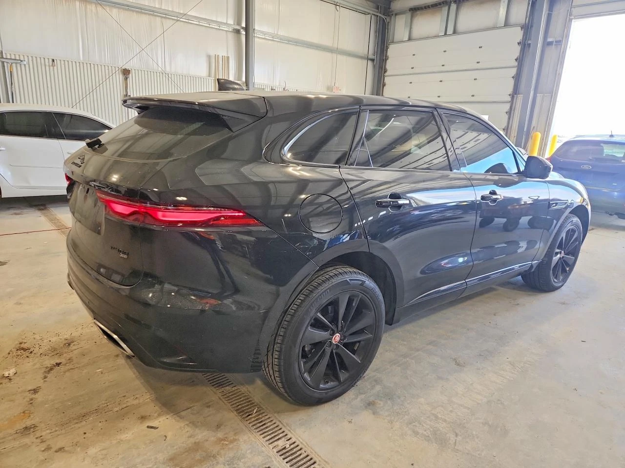 Jaguar F-PACE 3.0l R-Dynamic S, снимка 3 - Автомобили и джипове - 54882241