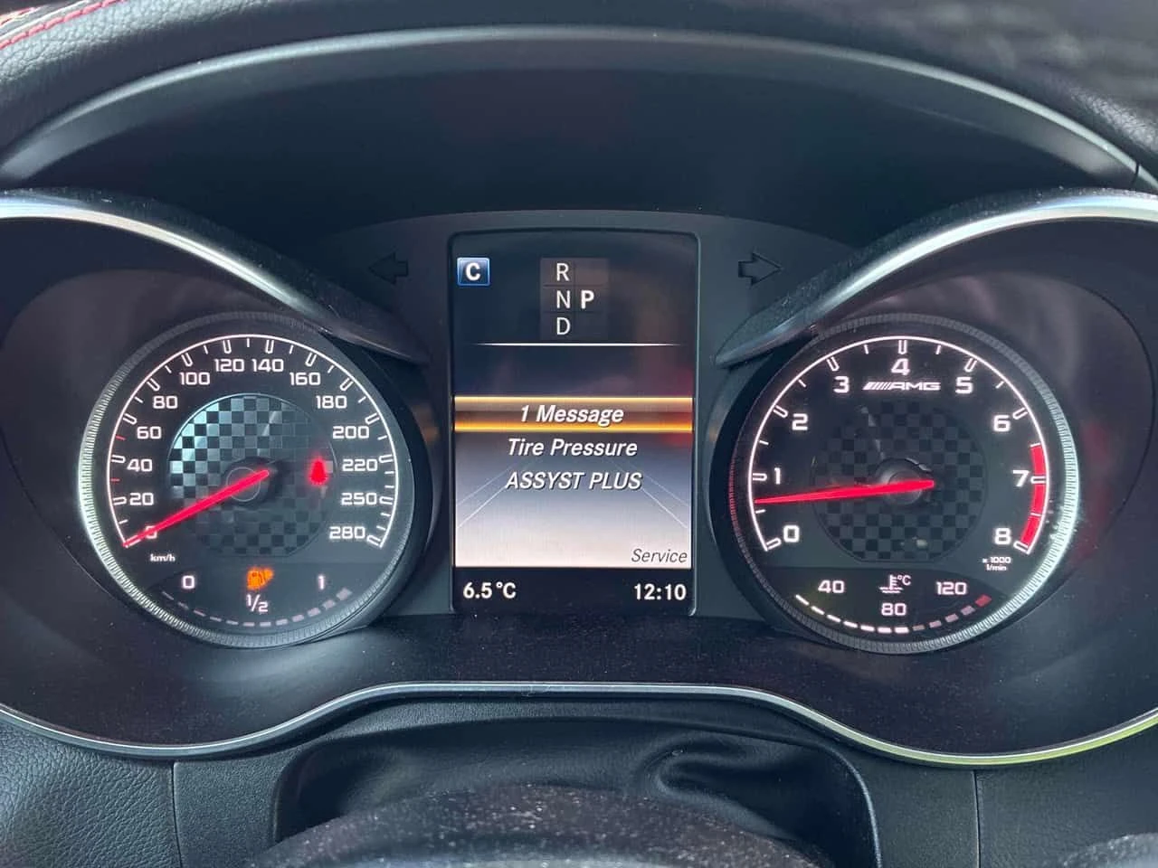Mercedes-Benz GLC 43 AMG BURMESTER * CARFAX * ОПЦИЯ ЗА ФИНАНСИРАНЕ, снимка 13 - Автомобили и джипове - 55316654