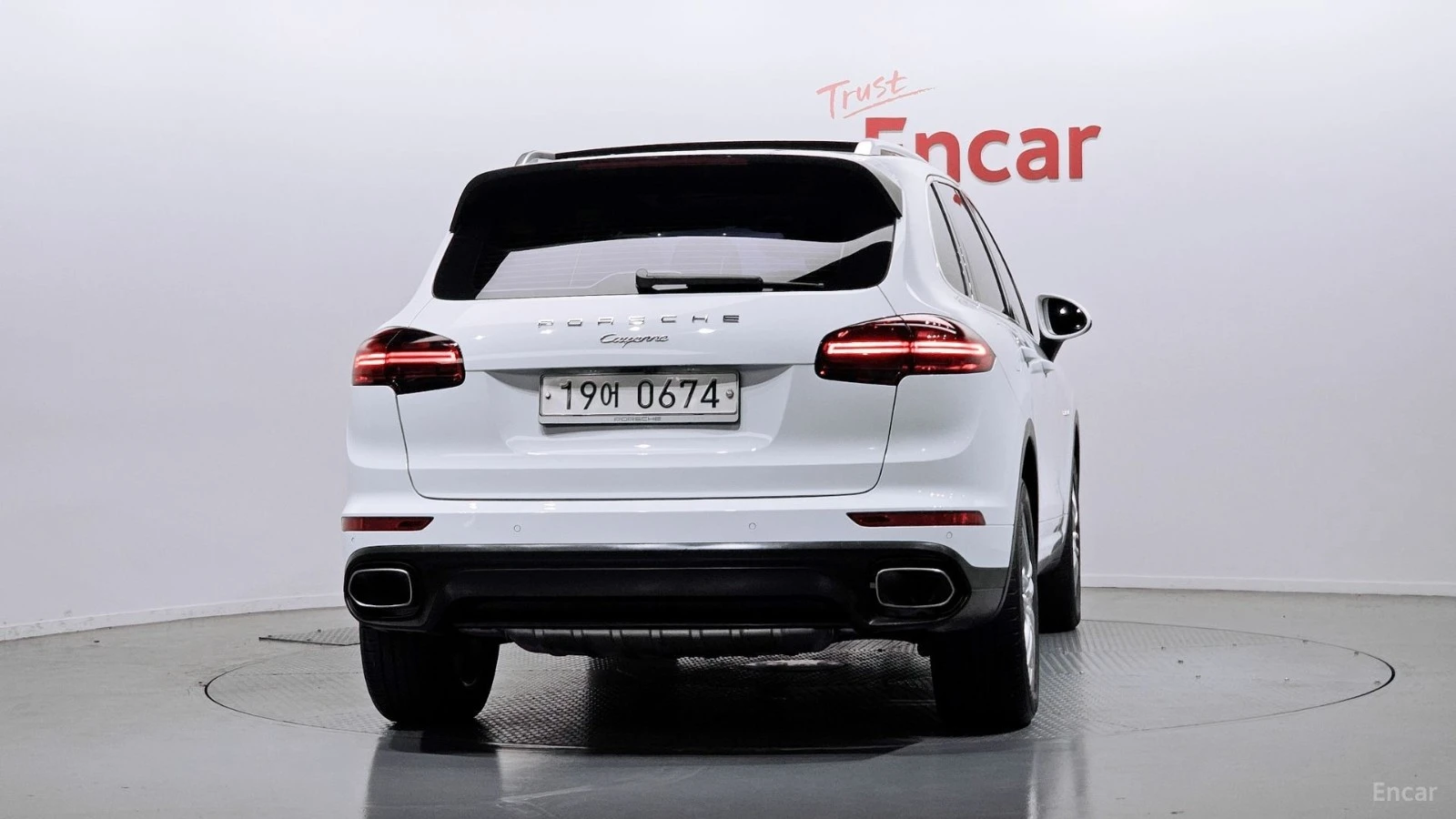 Porsche Cayenne 3.0* КОЖА* ОБДУХВ* ПАНО* АВТОКРЕДИТ, снимка 4 - Автомобили и джипове - 55662239