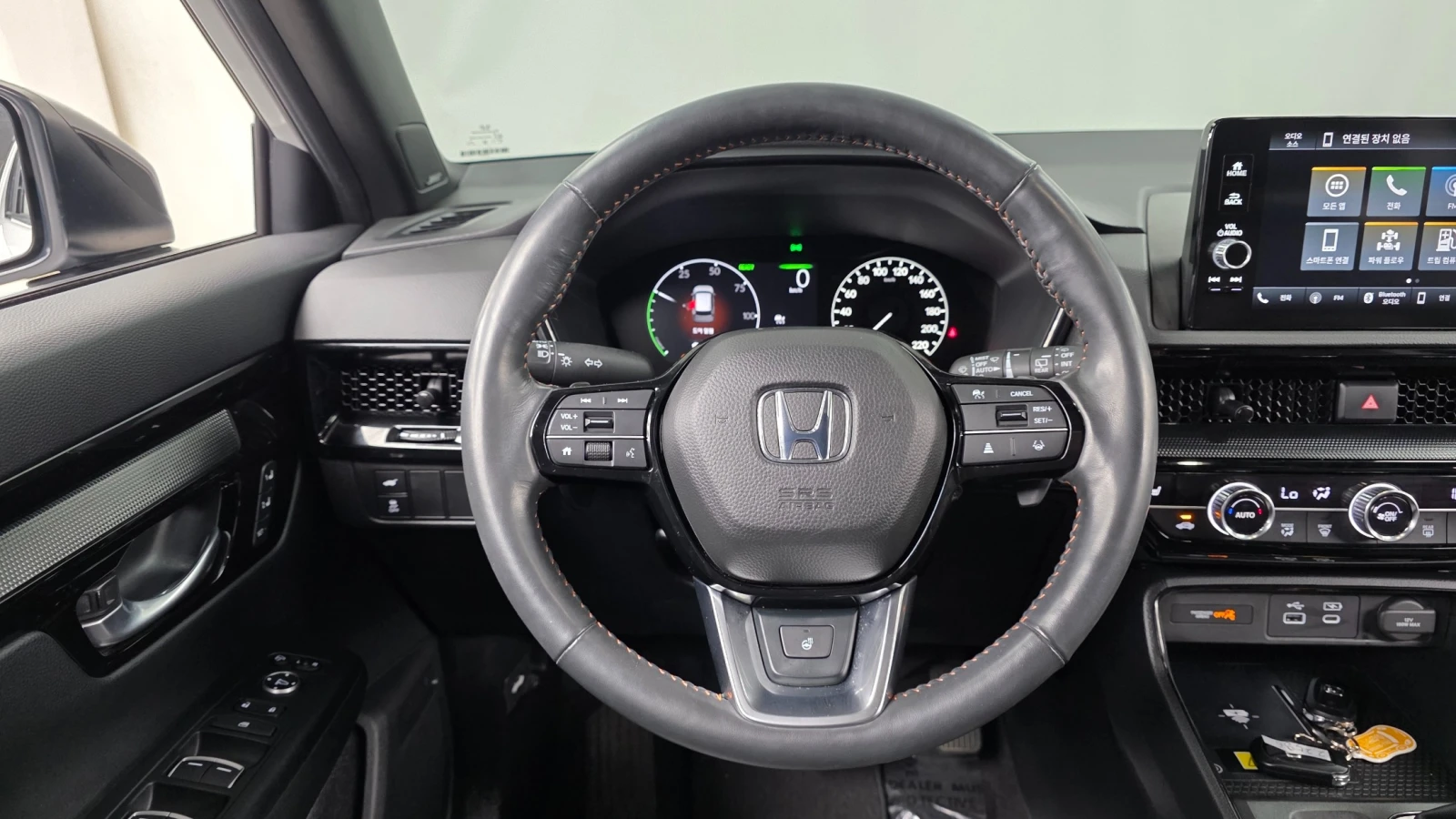 Honda Cr-v 2.0 Hybrid 4WD * DISTR * ПОДГРЕВ * КАМЕРА * ЛЮК, снимка 6 - Автомобили и джипове - 56119751
