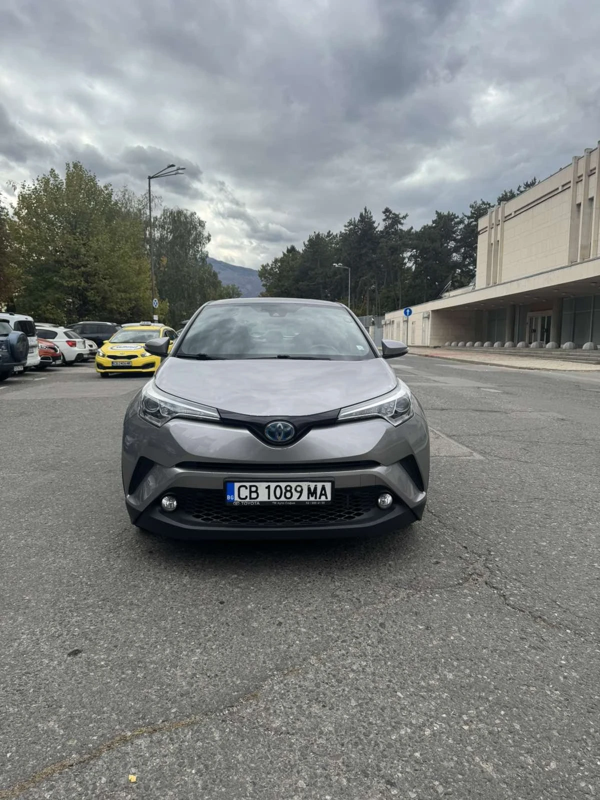 Toyota C-HR hibrid...43 331 km..., снимка 2 - Автомобили и джипове - 56365700