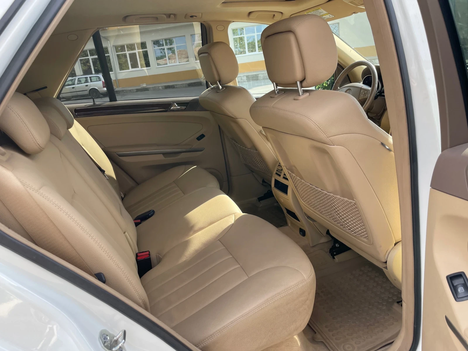 Mercedes-Benz ML 350, снимка 8 - Автомобили и джипове - 56297767