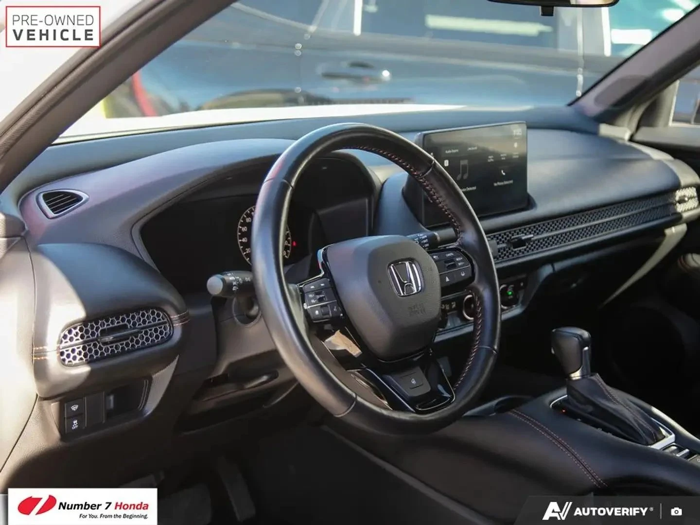 Honda Hr-v, снимка 12 - Автомобили и джипове - 56684598