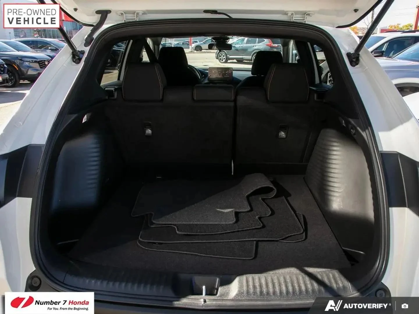 Honda Hr-v, снимка 10 - Автомобили и джипове - 56684598