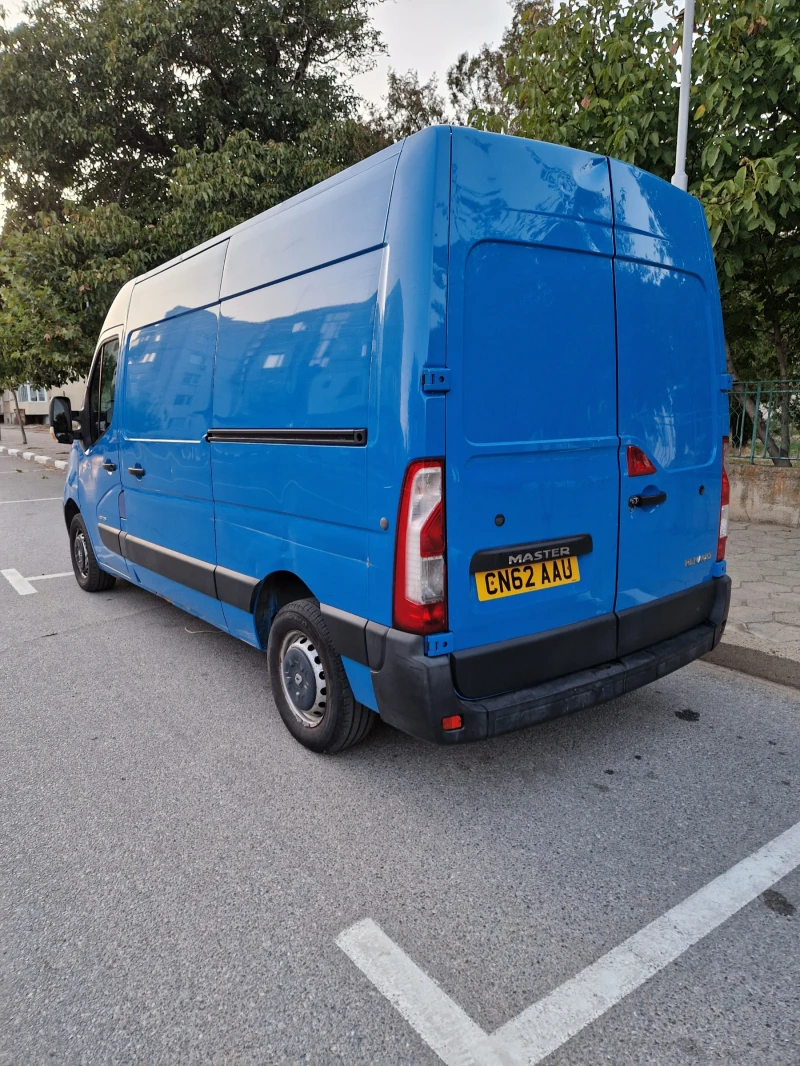 Renault Master, снимка 4 - Бусове и автобуси - 47316187