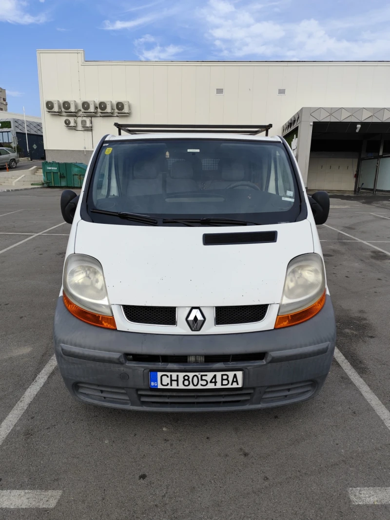 Renault Trafic, снимка 1 - Бусове и автобуси - 48732951