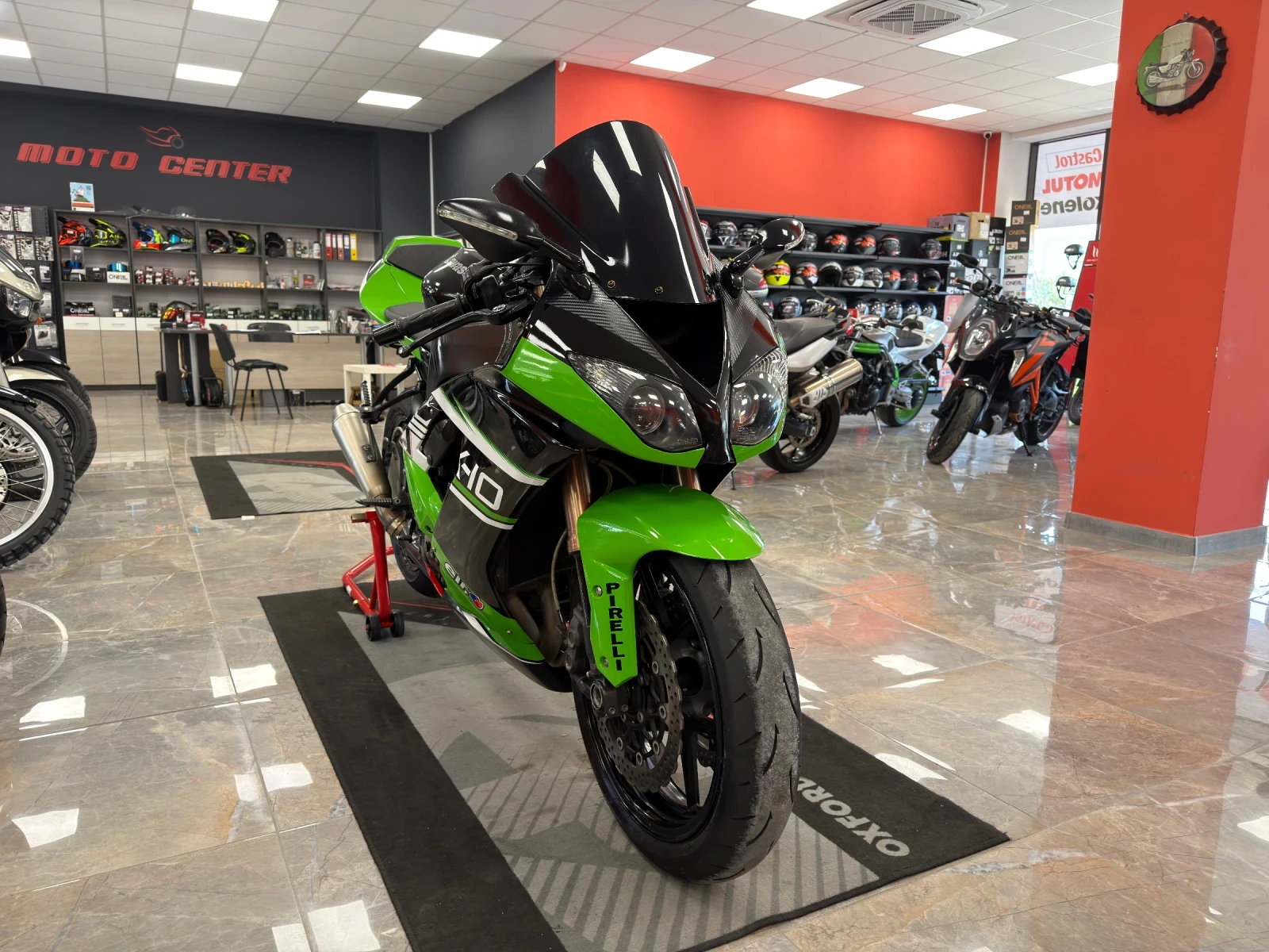 Kawasaki Ninja ZX10R