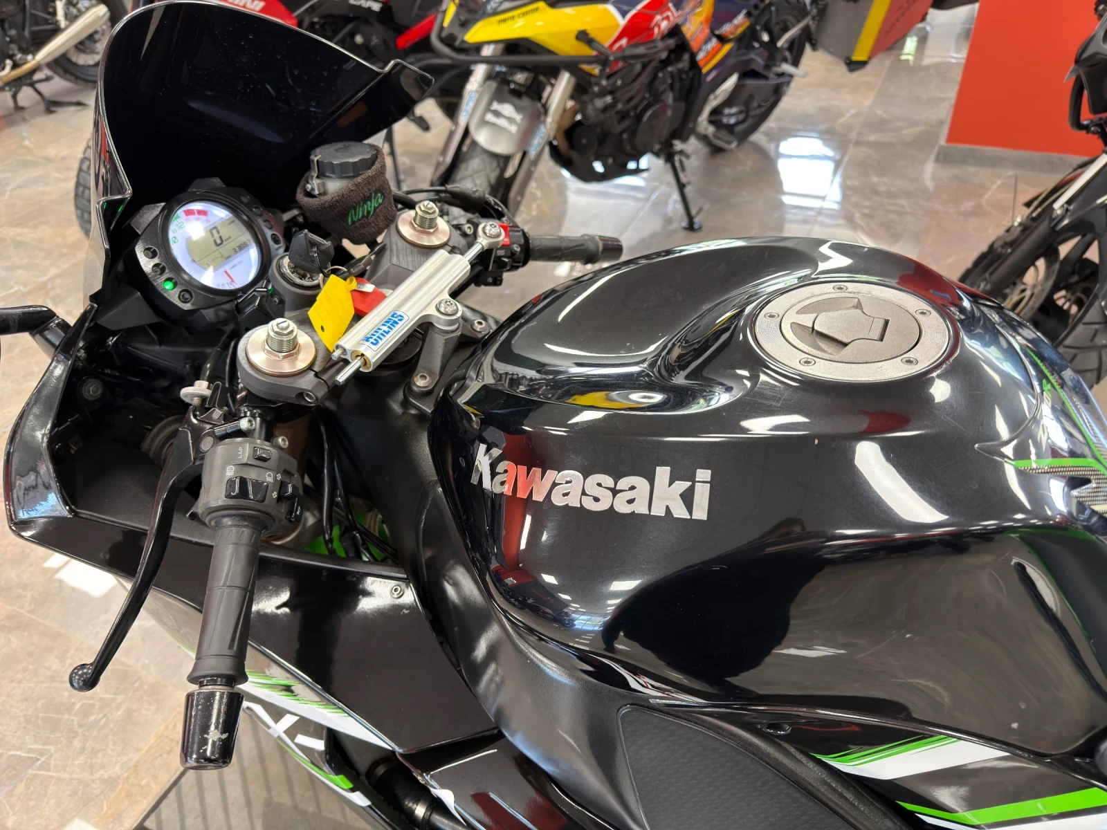 Kawasaki Ninja ZX10R, снимка 15 - Мотоциклети и мототехника - 54517553