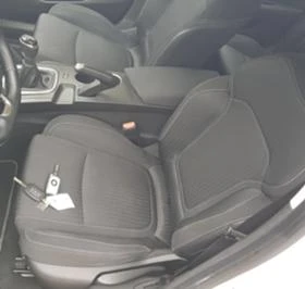 Renault Megane 1.5 , снимка 11