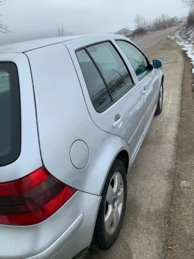 VW Golf | Mobile.bg    4