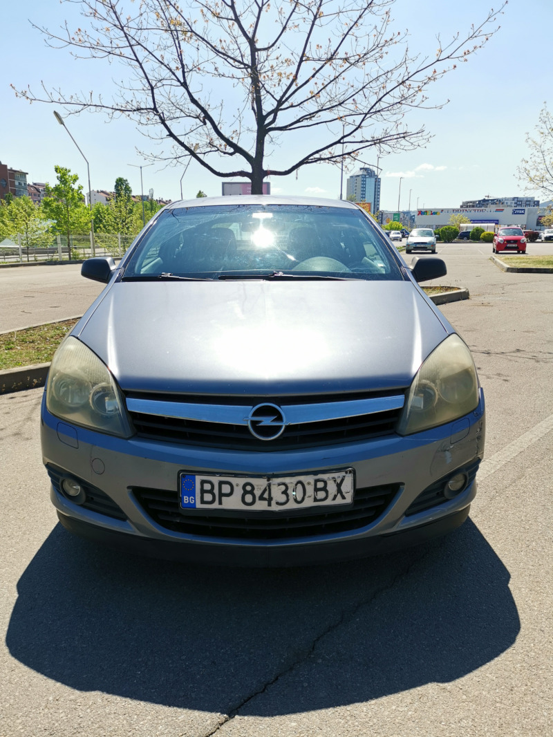 Opel Astra GTC 1.9 150PS, снимка 6 - Автомобили и джипове - 45265402