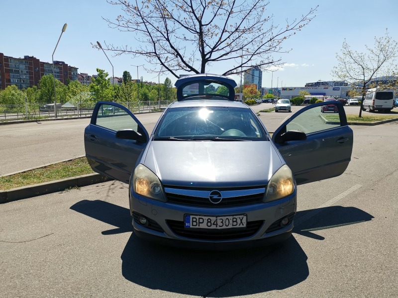 Opel Astra GTC 1.9 150PS, снимка 2 - Автомобили и джипове - 45265402