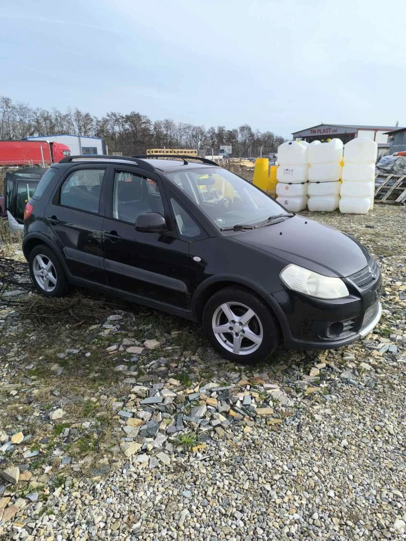 Suzuki SX4, снимка 3 - Автомобили и джипове - 48253230