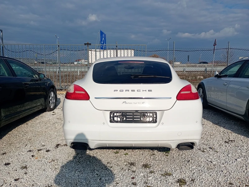 Porsche Panamera Бензин, снимка 5 - Автомобили и джипове - 49346285