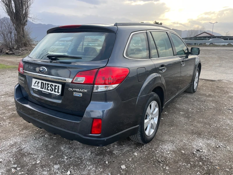 Subaru Outback 2.0D-4x4-ITALIA, снимка 8 - Автомобили и джипове - 49458279