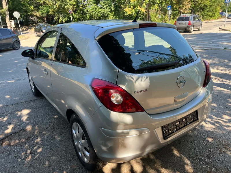 Opel Corsa 1.2, снимка 10 - Автомобили и джипове - 51096288