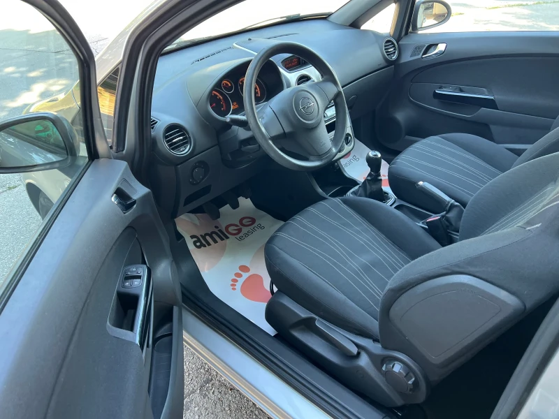 Opel Corsa 1.2, снимка 12 - Автомобили и джипове - 51096288
